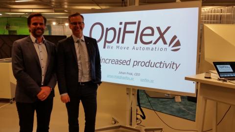 Näringsdepartementet på besök hos OpiFlex